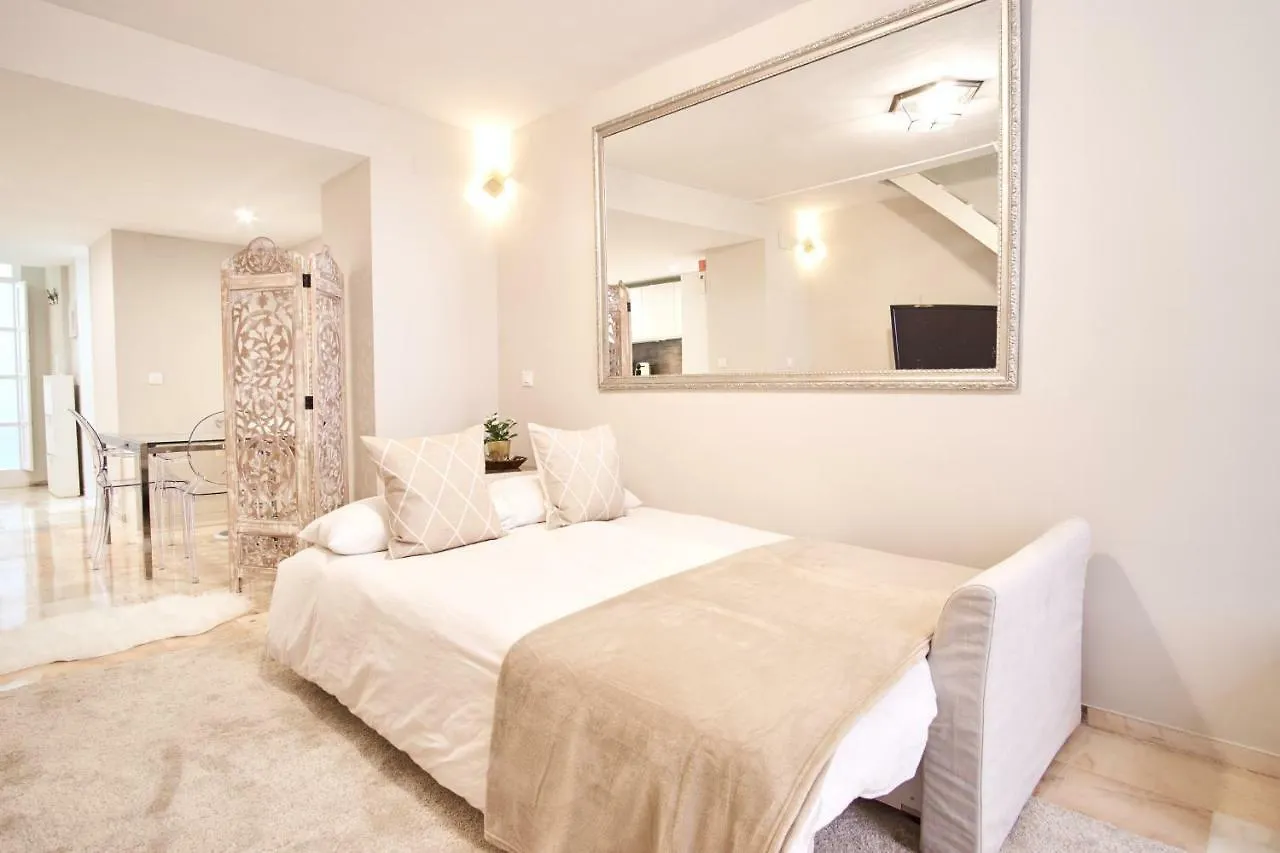 Apartamento Pajaritos Palace by Valcambre Sevilla
